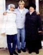 С мамой Татьяной Васильевной и сестрой Еленой.