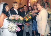 Известного спортсмена и его супругу приехала поздравить губернатор Санкт-Петербурга Валентина Матвиенко.