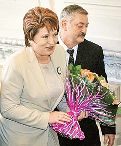 Губернатор Петербурга Валентина Матвиенко свадьбы такого уровня не пропускает.